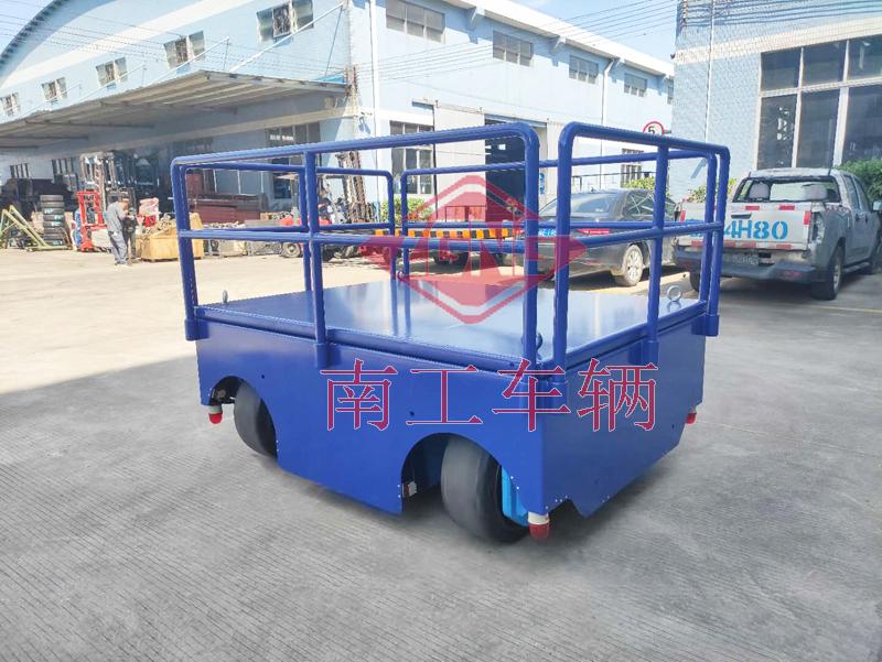 10噸電動(dòng)平板車(chē) 帶萬(wàn)向輪移動(dòng)工具拖車(chē)