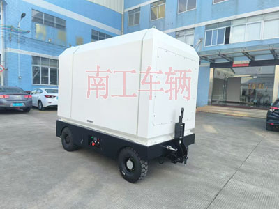 2噸電動(dòng)平板拖車 飛翼箱式工具拖車2I.jpg